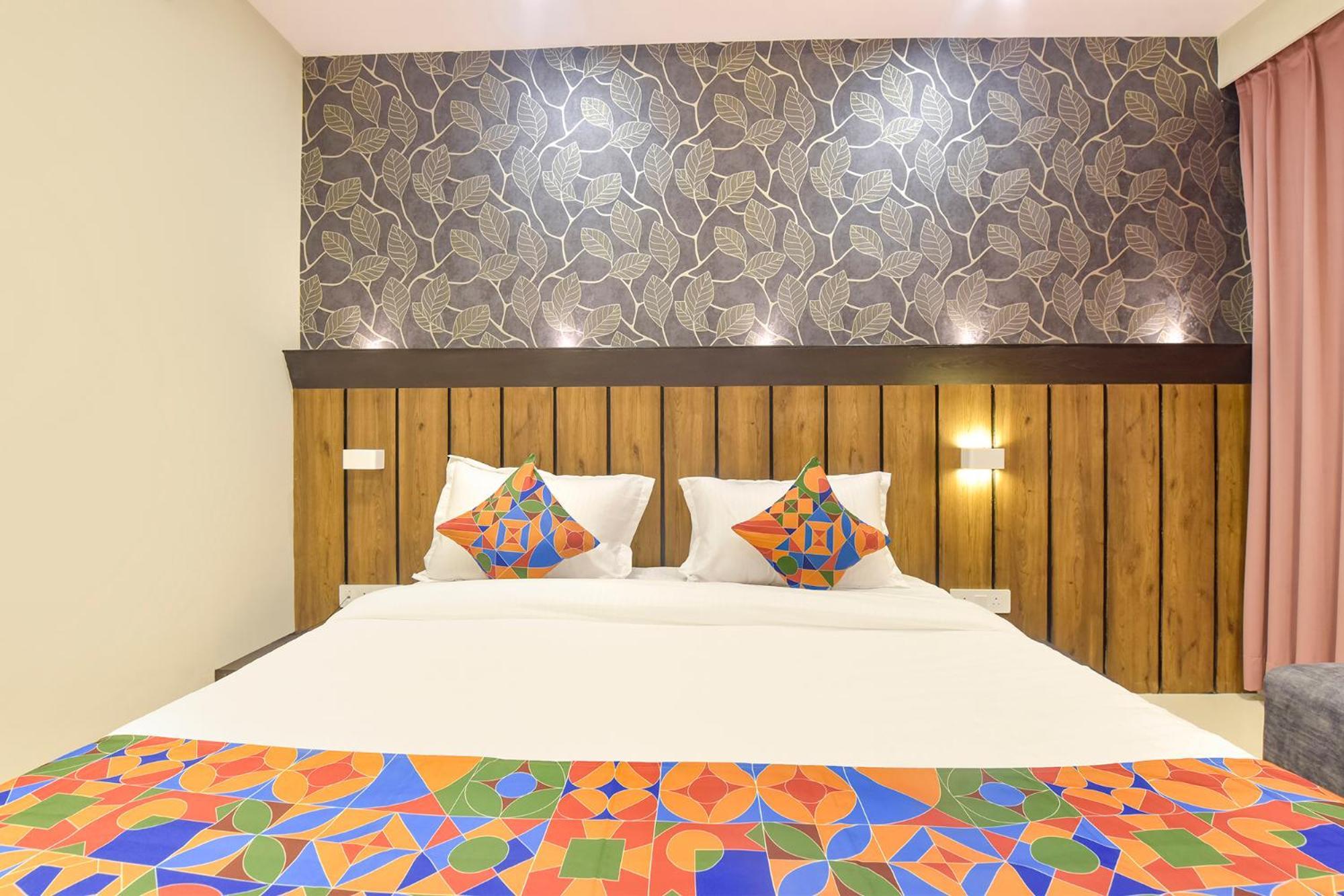 Fabhotel The Max Glory Indore Exteriör bild