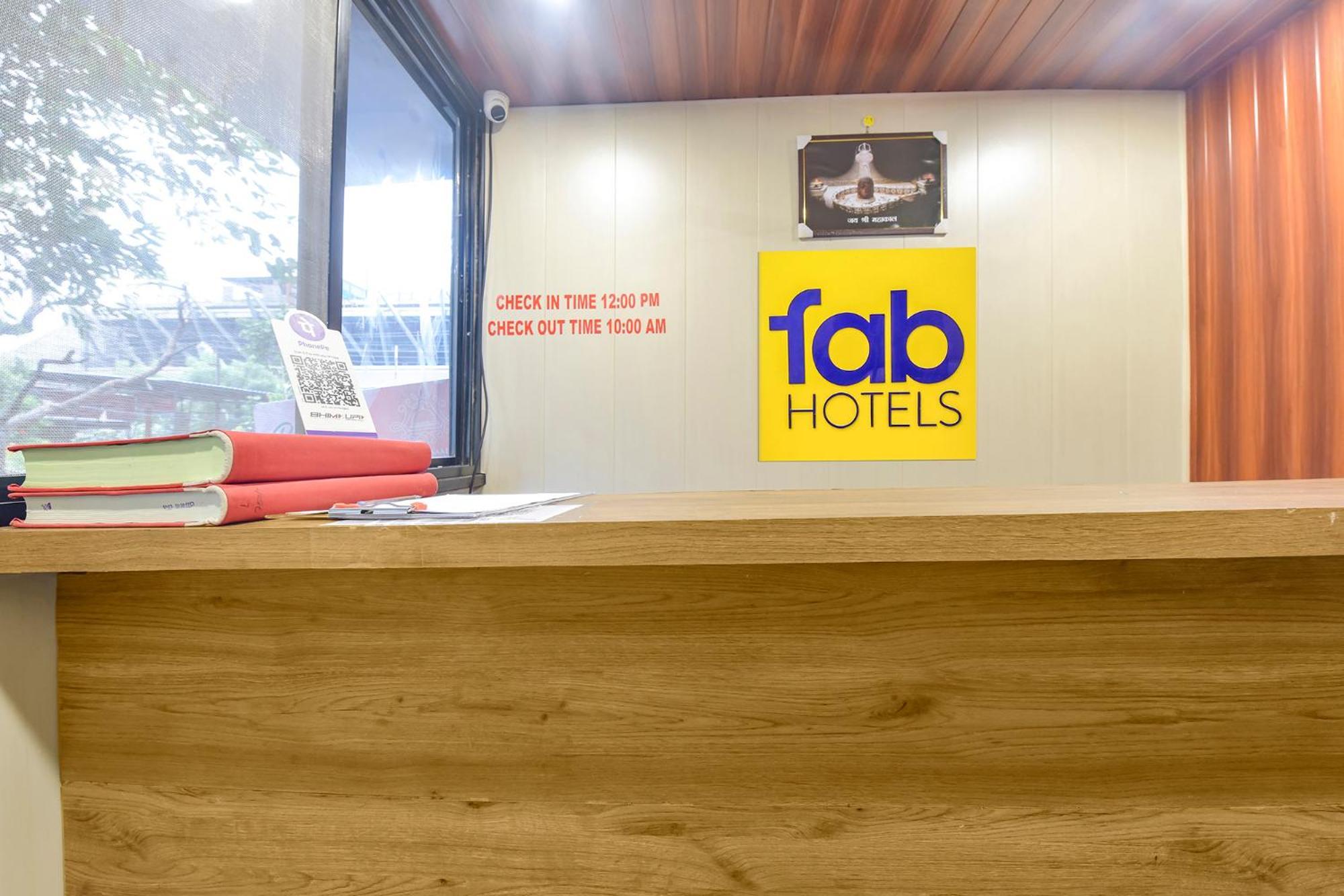 Fabhotel The Max Glory Indore Exteriör bild