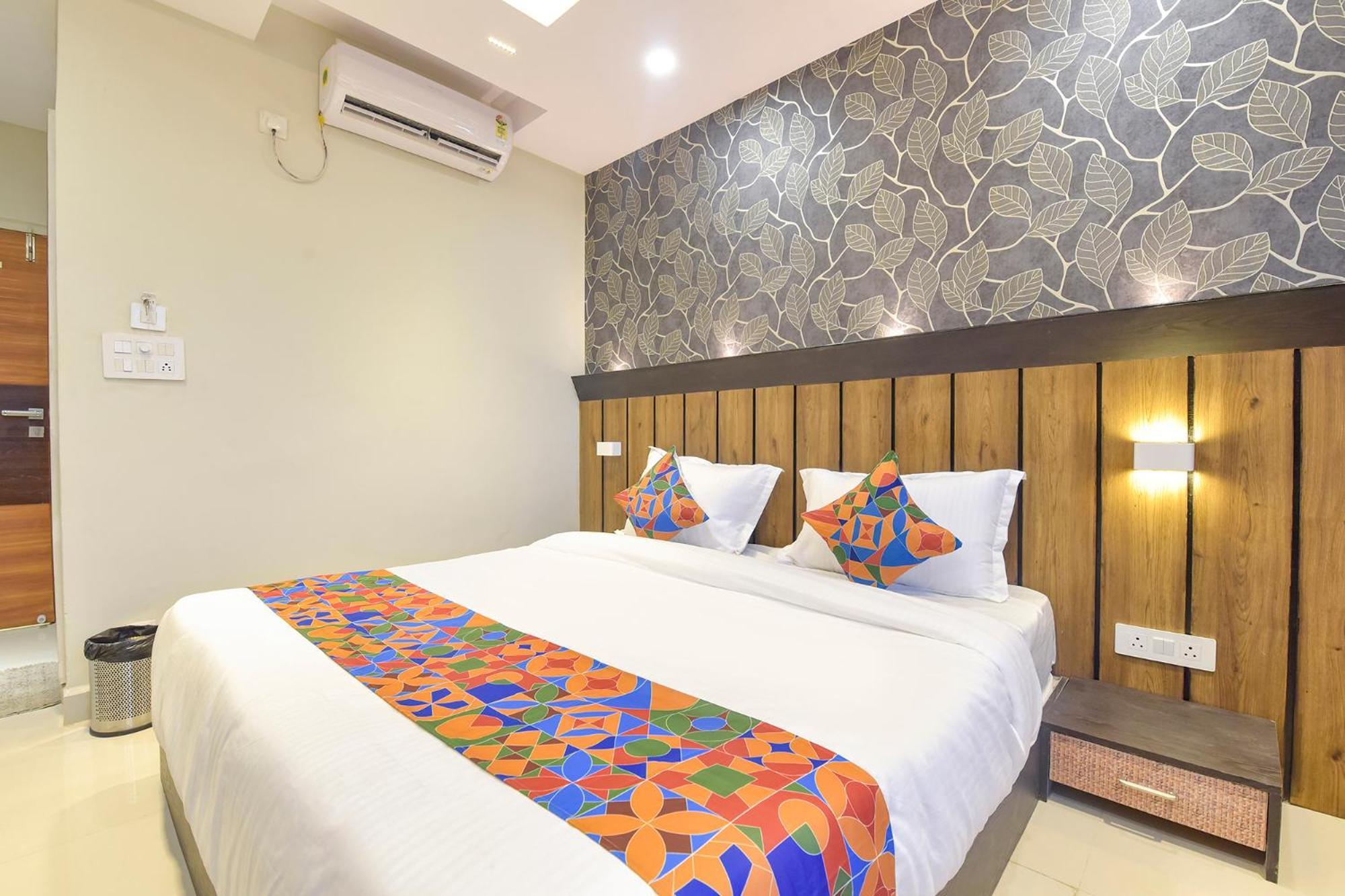 Fabhotel The Max Glory Indore Exteriör bild