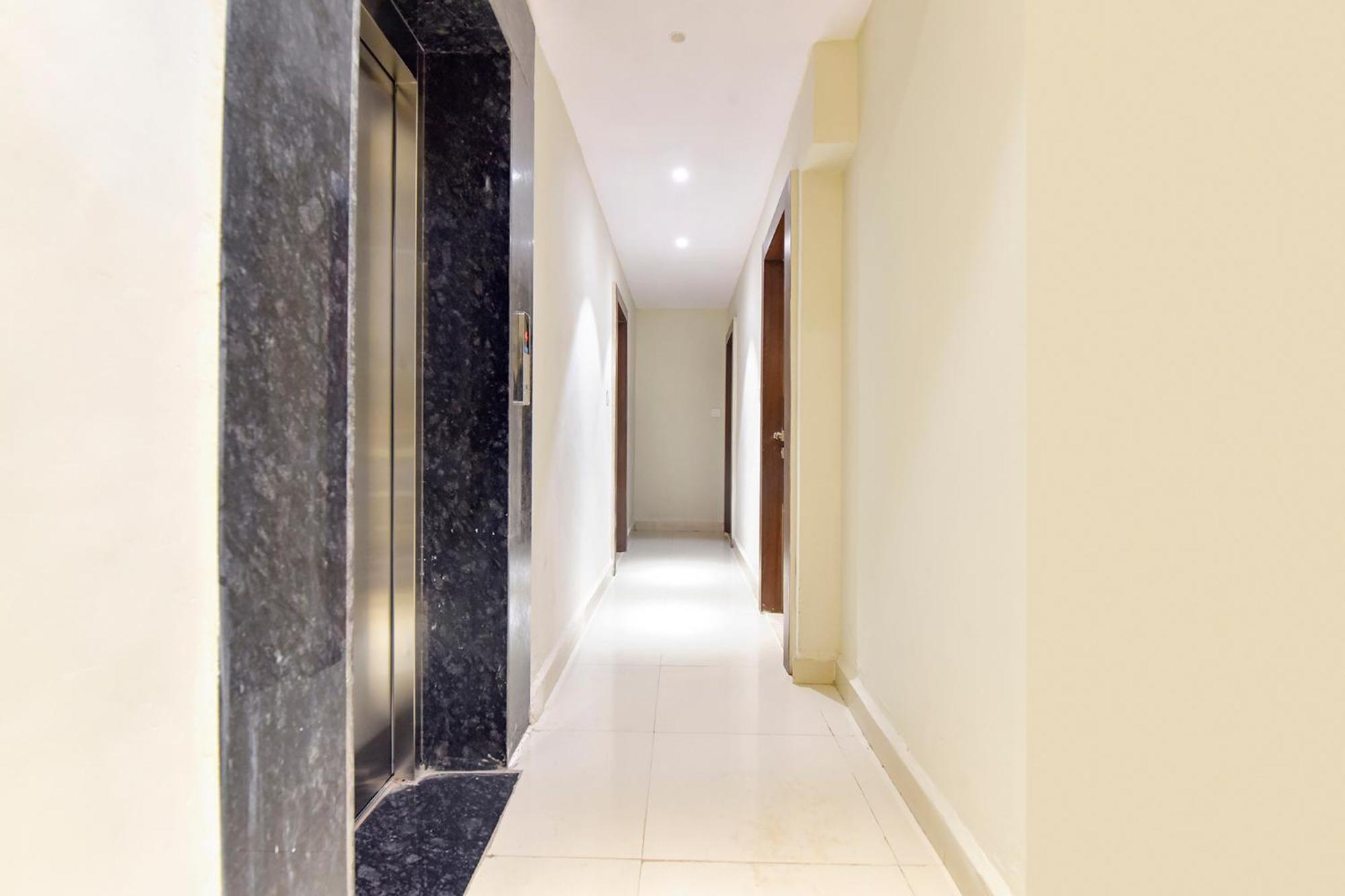Fabhotel The Max Glory Indore Exteriör bild